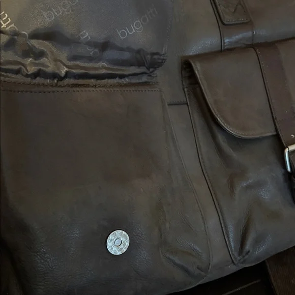 Bugatti Handbag - Picture 7 of 7